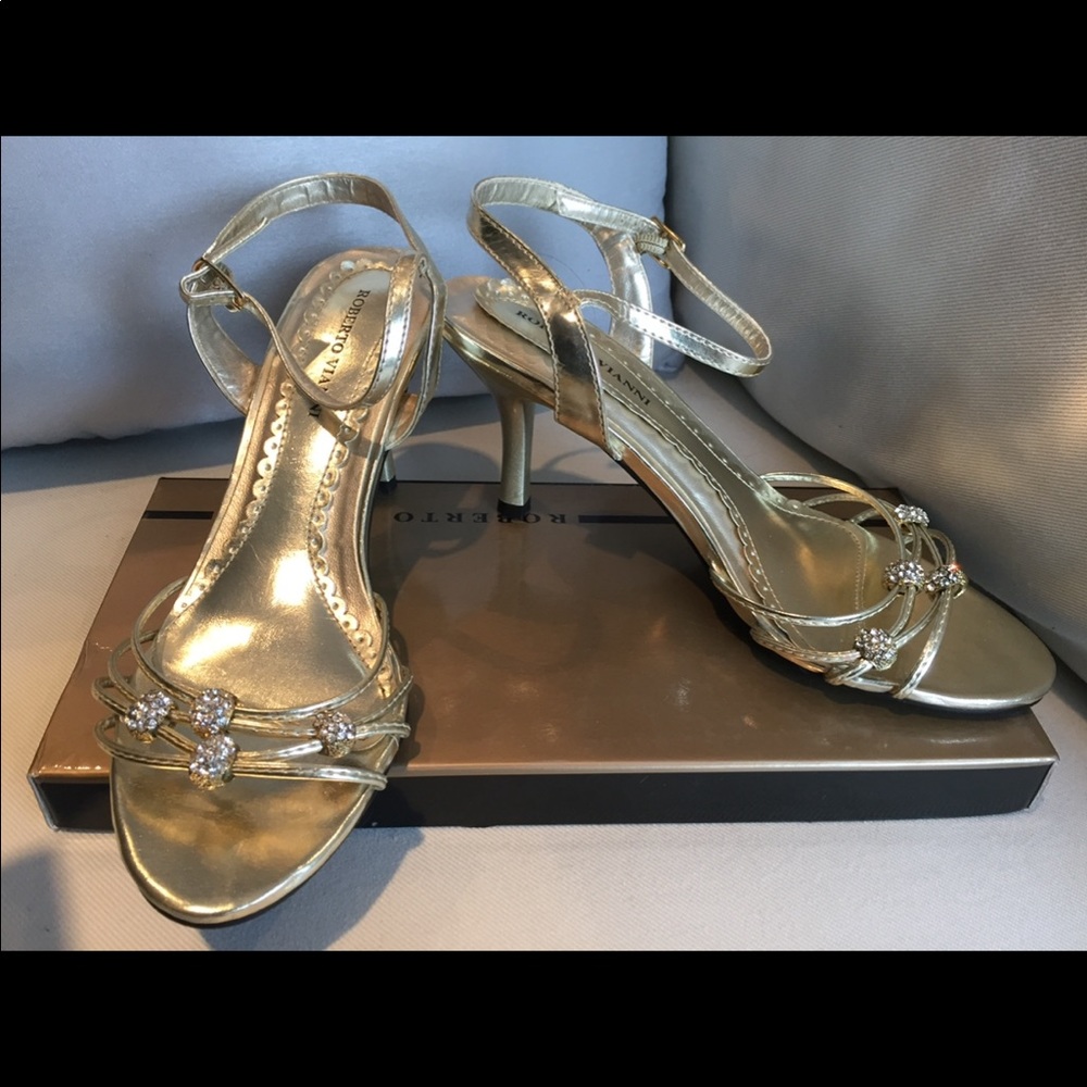 Roberto vianni golden sandals size 5.5
